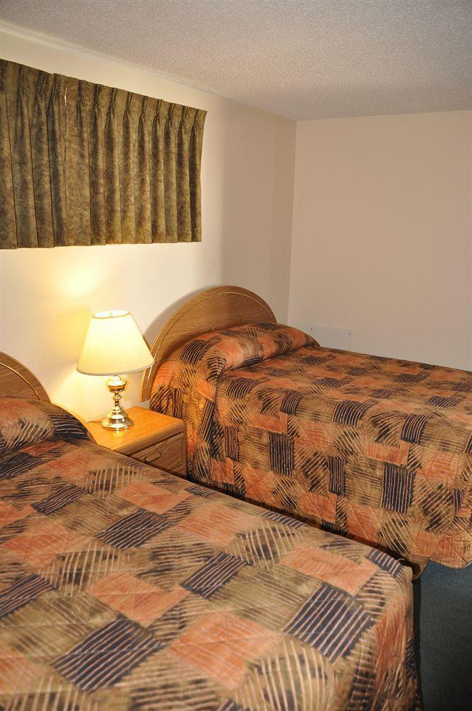 Big Horn Motel ฮินตัน ภายนอก รูปภาพ