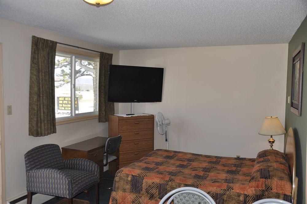 Big Horn Motel ฮินตัน ภายนอก รูปภาพ